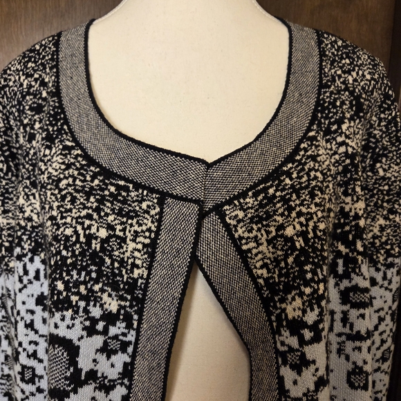 Roz & Ali Gray, Black and Blue Long Knit Cardigan Sweater - Picture 7 of 10